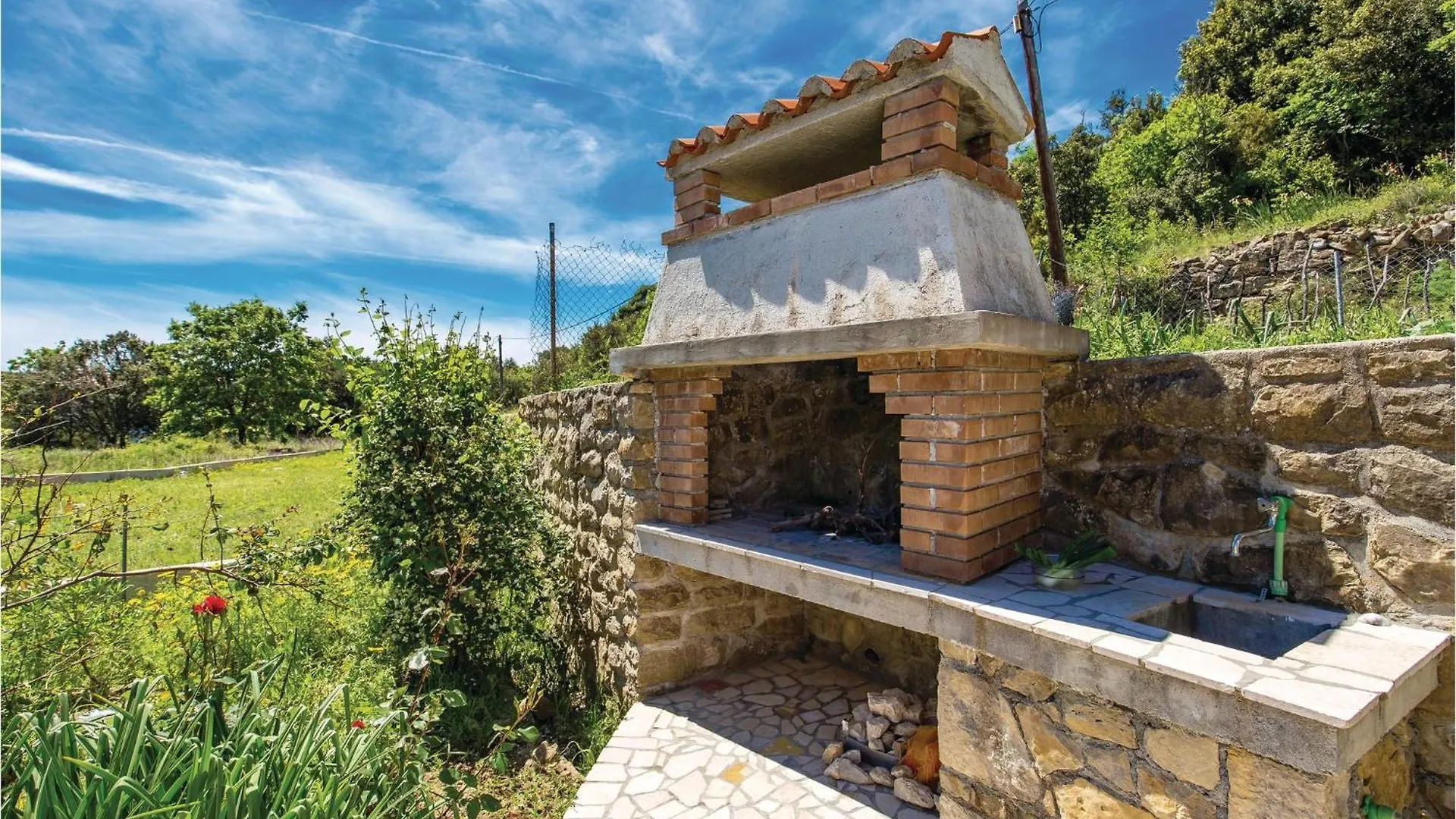 3 Bedroom Gorgeous Home In Kampor 0*,